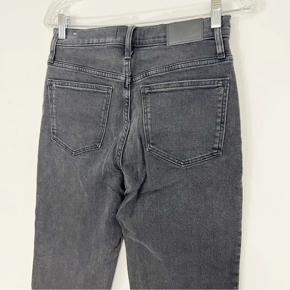Madewell Classic Straight Jeans in Lunar Wash Black Size 26 Petite